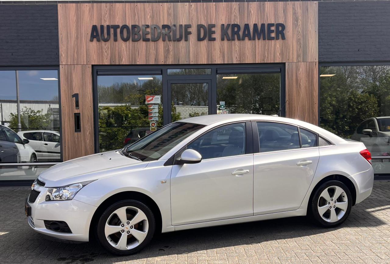 Chevrolet Cruze 1.8 LT