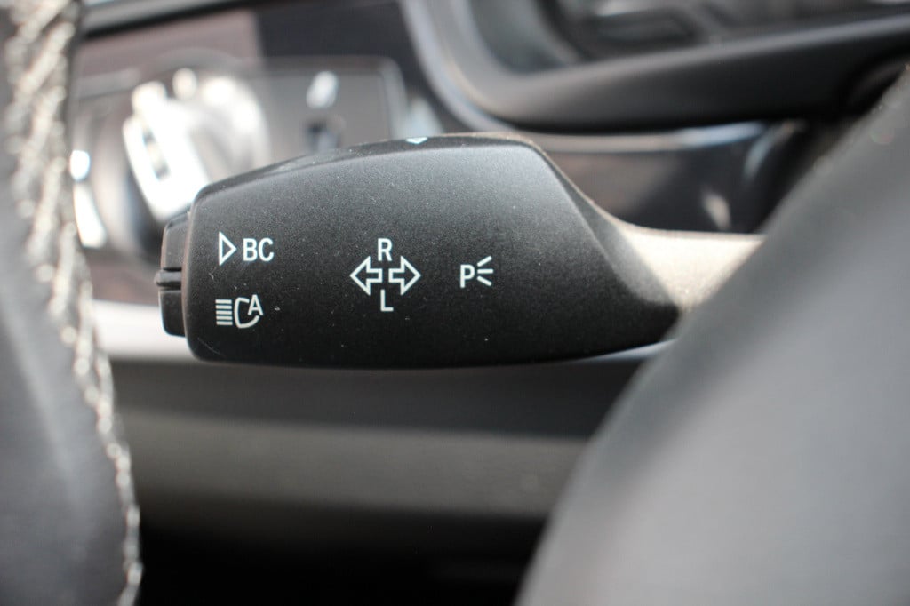 BMW 5 Serie touring 523i high executive | leder | memory | pano | dealer on