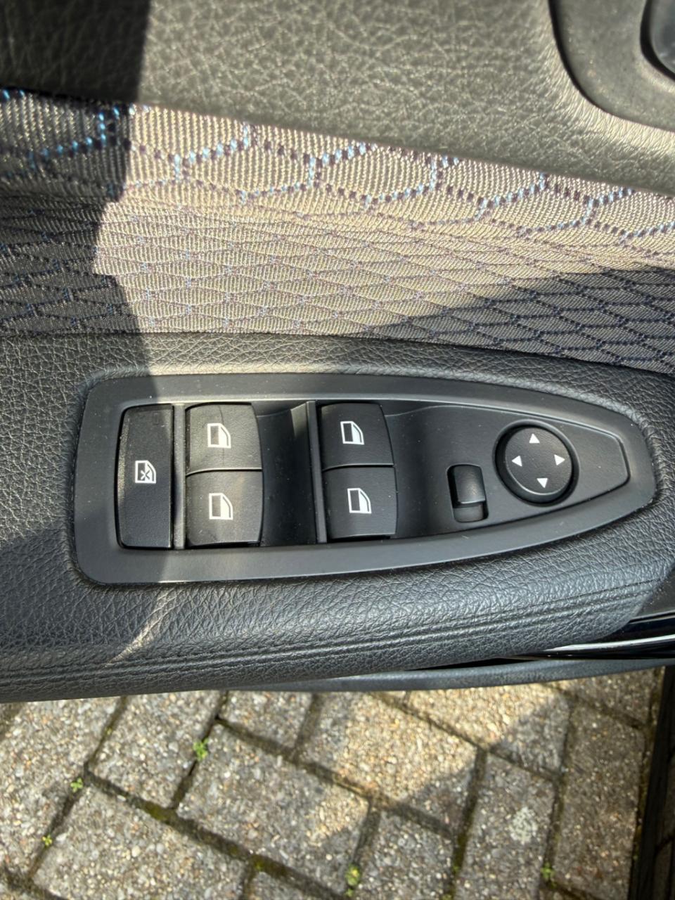 BMW 1 Serie 118i edition m sport shadow high executive