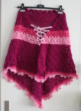 Gehaakte roos tinten omslagdoek