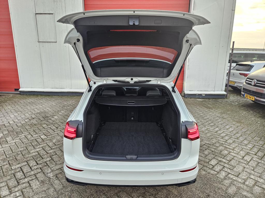 Volkswagen Golf variant 1.5 etsi r-line business+ | pano | elek. trekhaak |