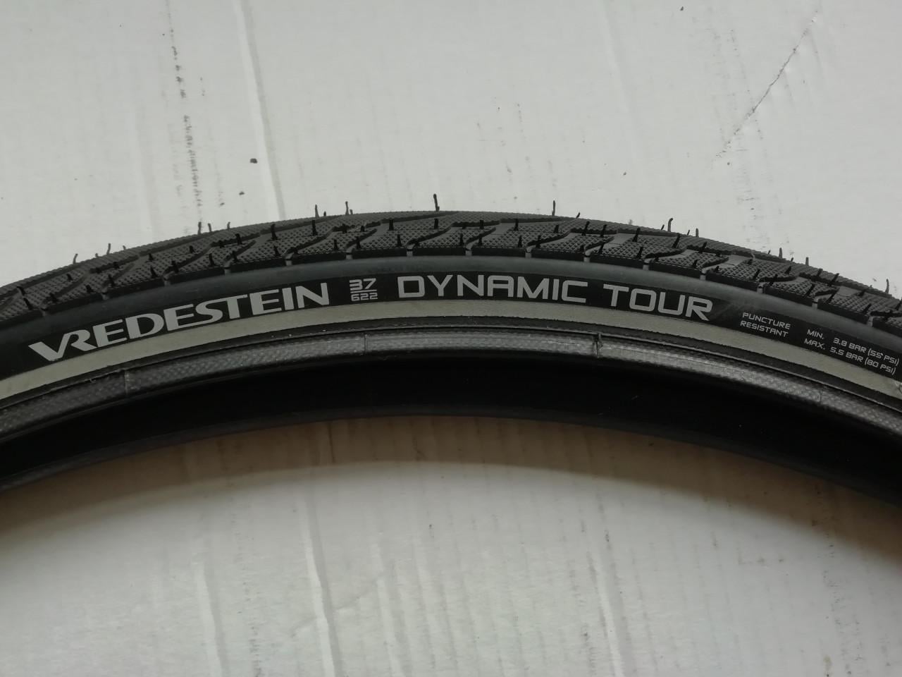 Vredestein Dynamic tour 28 " buitenband compleet met binnenband en ventiel