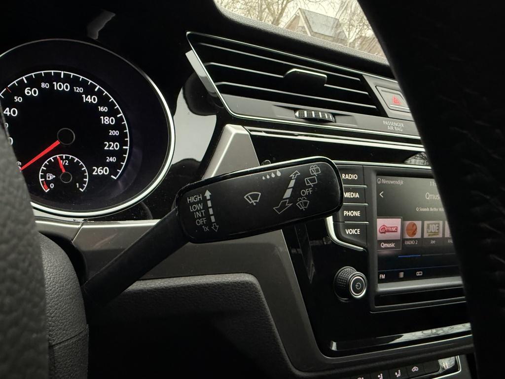 Volkswagen Touran 1.2 tsi trendline 7 persoons