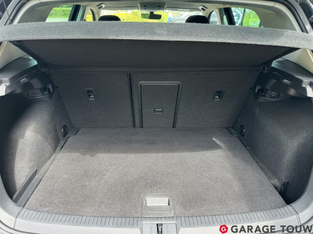 Volkswagen Golf 1.5 tsi highline business r dsg 150pk
