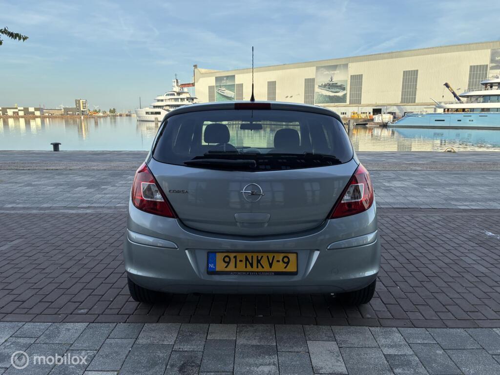 Opel Corsa 1.4-16V 111 Edition Airco Carplay km121.618 Nap 5Deurs BJ2010