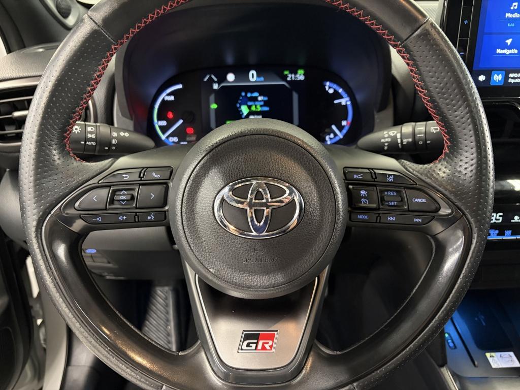 Toyota Yaris Cross 1.5 hybrid gr sport| jbl| stoelverw.| carplay| a.camera|