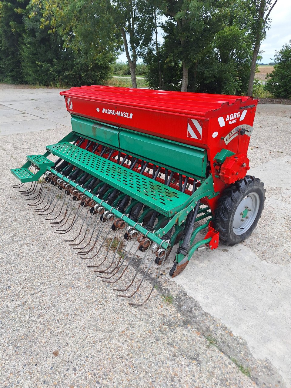 Agro-Masz zaaimachine