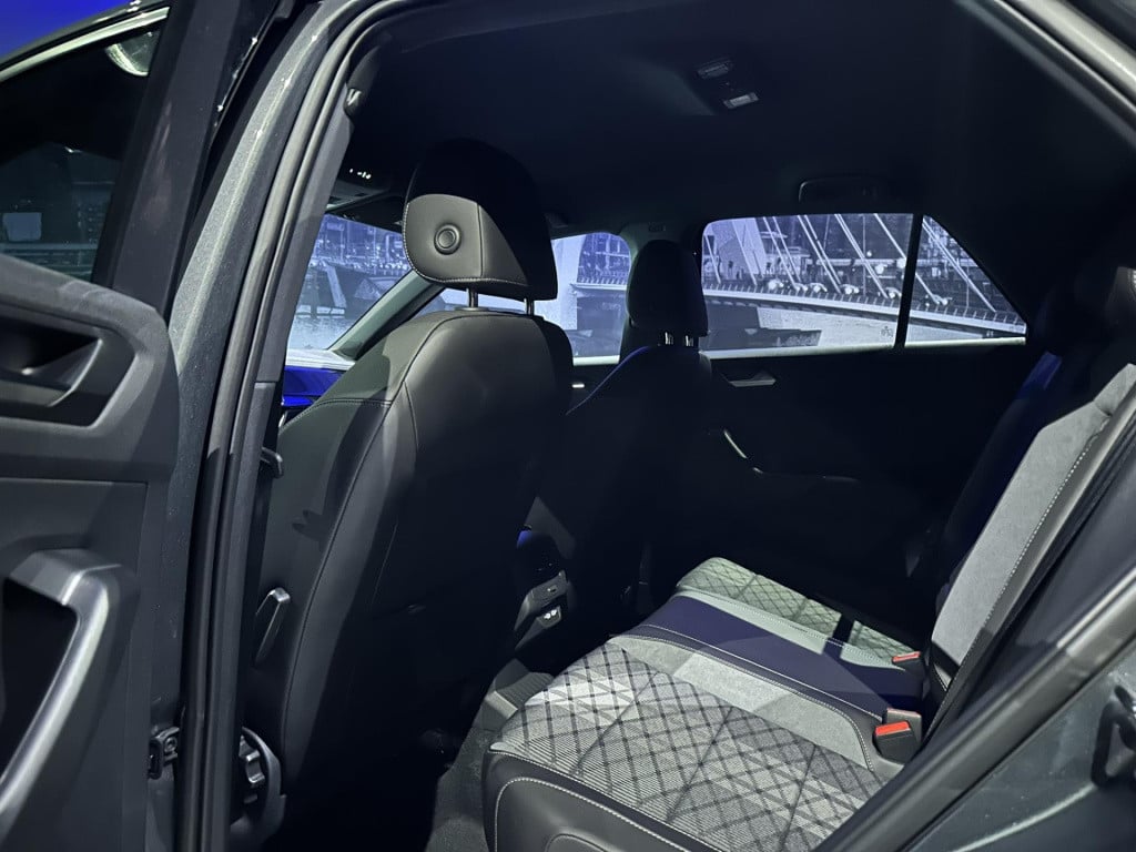 Volkswagen T-roc 1.5 tsi r-line edition *keyless*winterpakket*camera*
