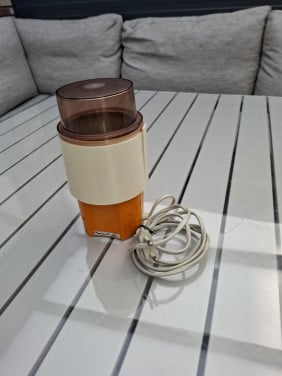 Moulinex koffiemolen type 228.