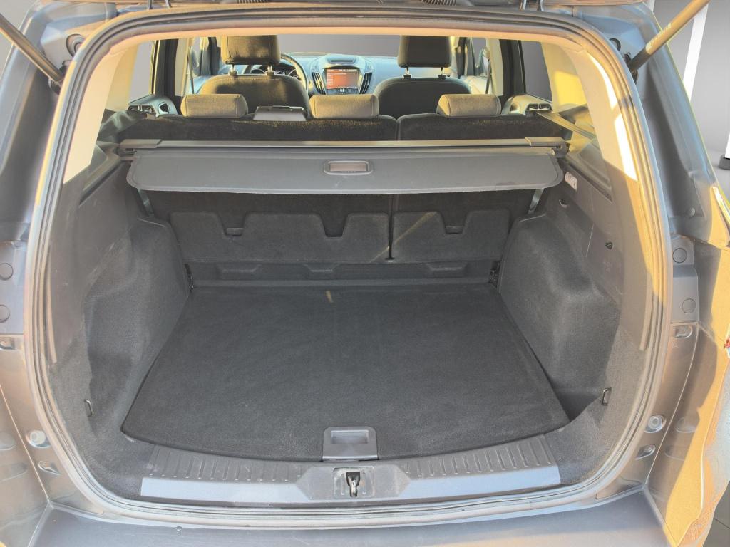 Ford Kuga 1.5 titanium plus clima stoelverwarming trekhaak