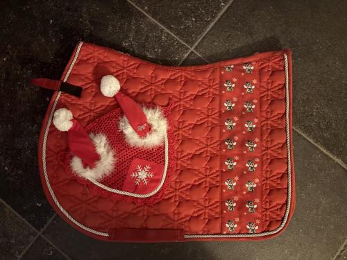 Kerst dekje en oornetje van QHP maat pony, 1 keer gebruikt
