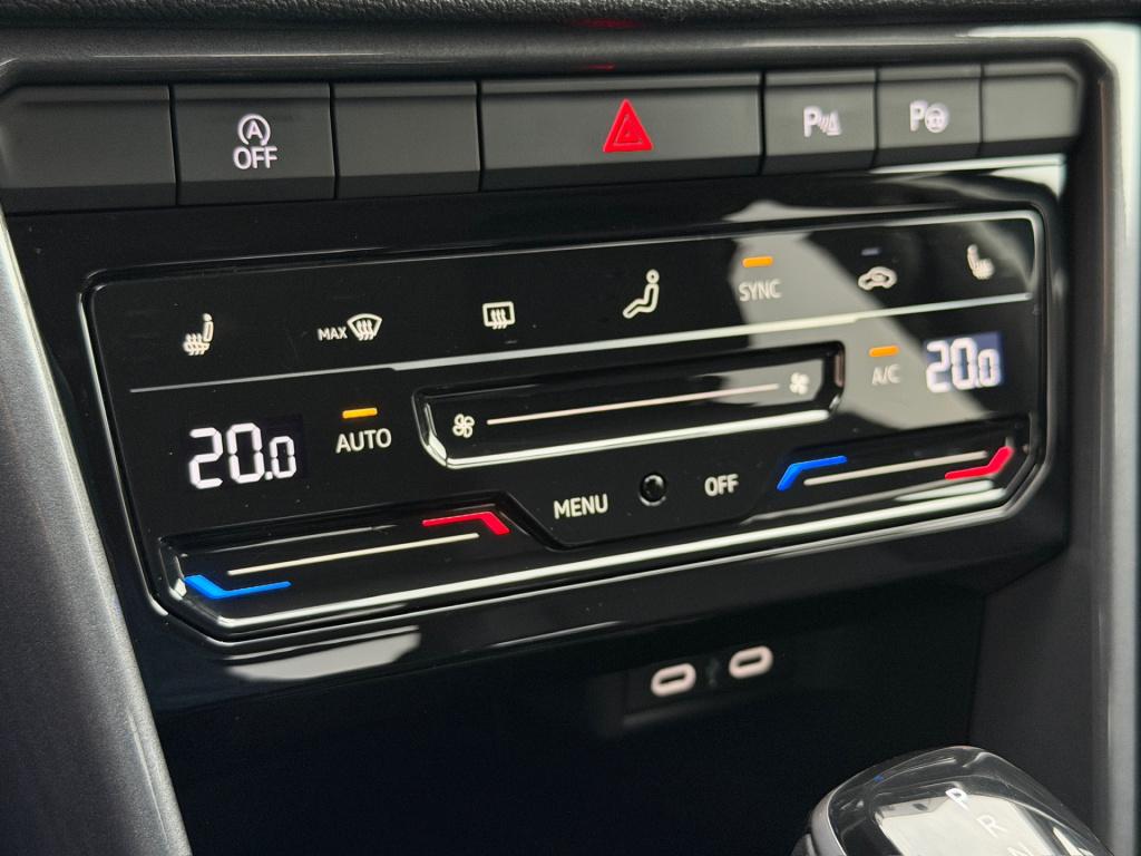 Volkswagen T-roc 1.5 tsi 150pk dsg style | navi | camera | ergo stoel | rij