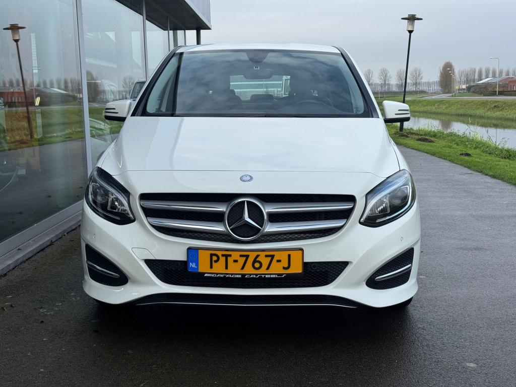 Mercedes-Benz B-Klasse 180 ambition urban automaat , apple-carplay , afneem