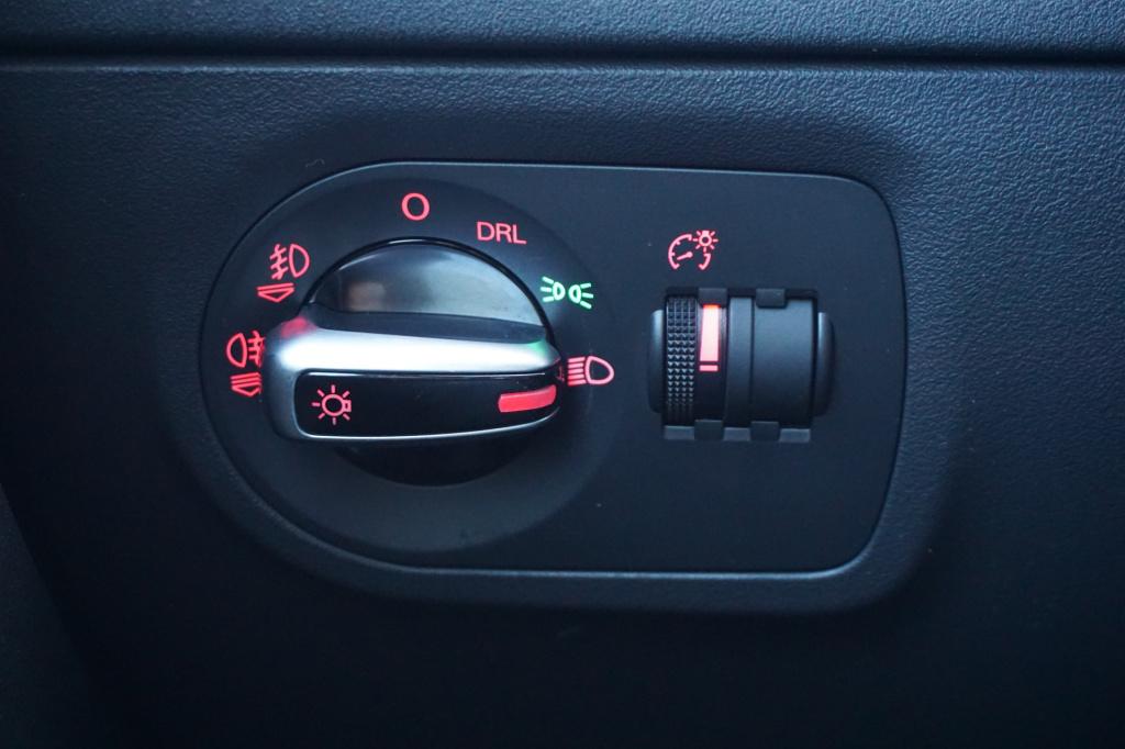 Audi TT roadster 1.8 tfsi airco / carplay / cruise / camera / sport velgen 