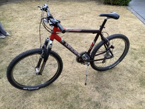 Mountainbike Kenosha Montreal framemaat 52cm.