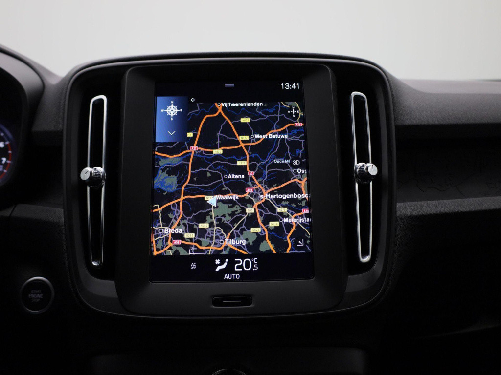 Volvo XC40 1.5 t3 momentum | automaat | lmv | navigatie | virtual cockpit |