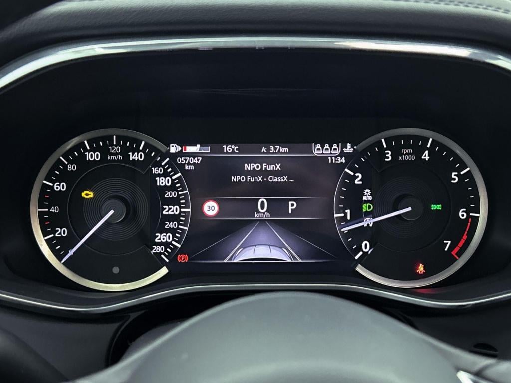 Jaguar XF 2.0 p250 hse | panoramadak | navigatie | apple carplay / android 