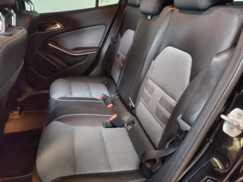 Mercedes-Benz Gla-klasse 180d ambition | automaat