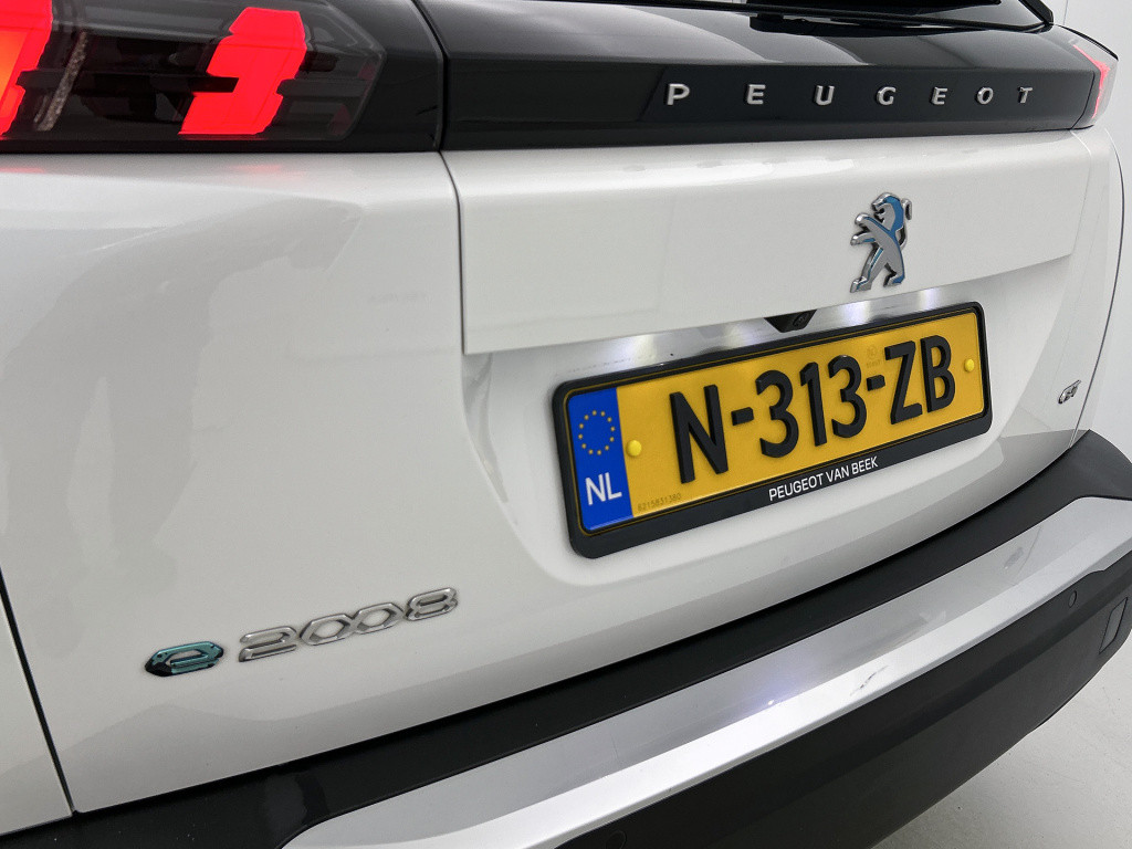 Peugeot E-2008 ev gt pack 50 kwh | rijklaar | trekhaak | panorama dak | sto