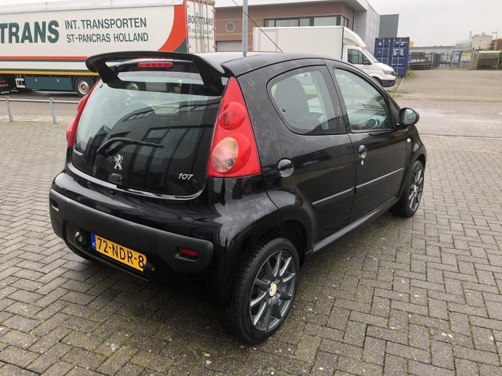 Peugeot 107 1.0-12v urban move 1e eigenaar