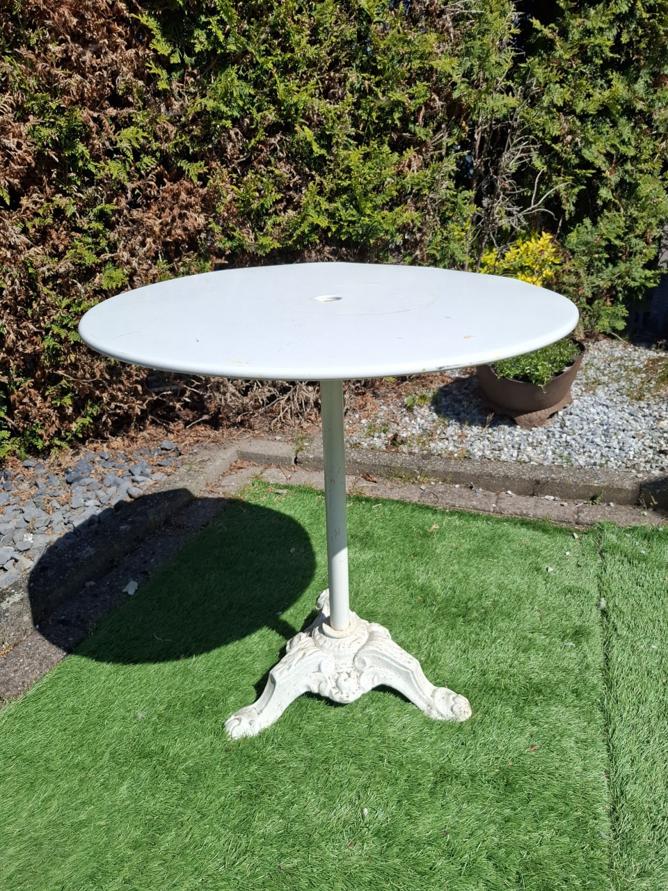 Gietijzeren tuintafel