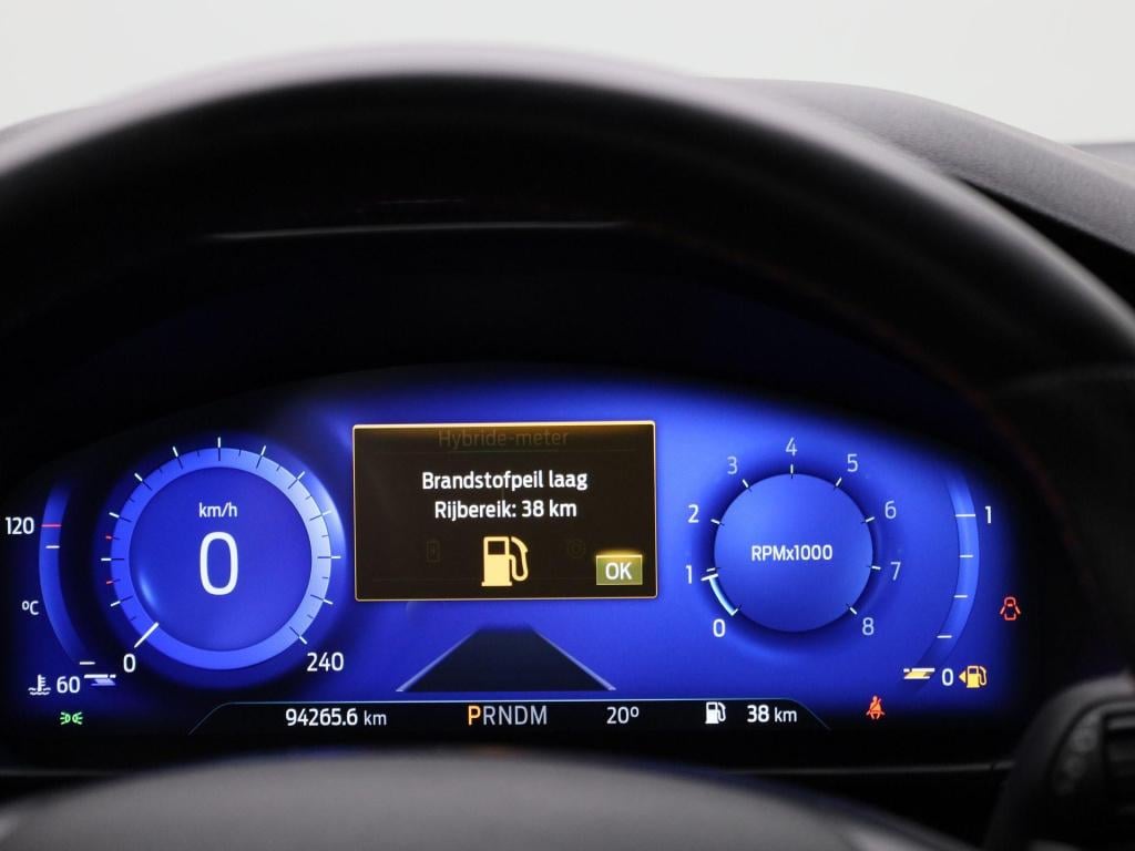 Ford Focus wagon 1.0 ecoboost hybrid st line x