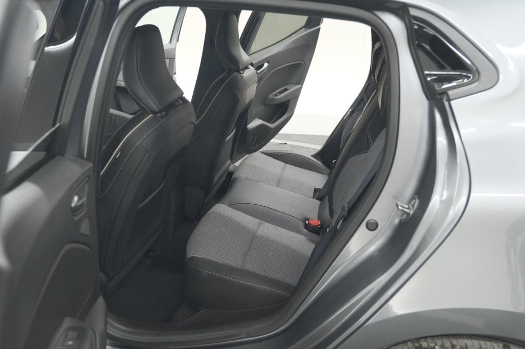 Renault Clio tce 90 gpf techno | 360 camera | dodehoekdetectie | adaptieve 