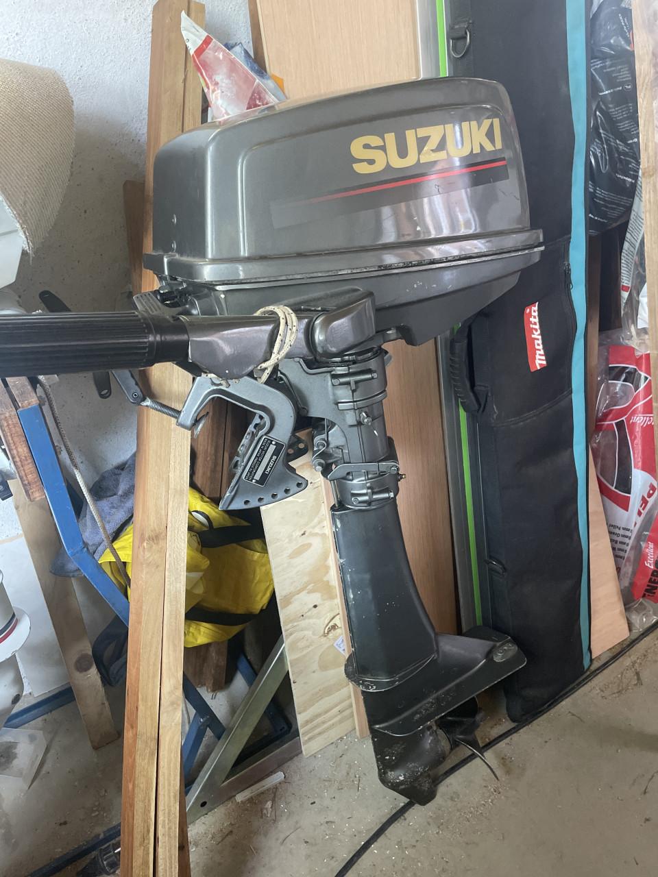 Rubberboot YAM 265 op trailer, Suzuki 6pk+tank, vaarklaar!