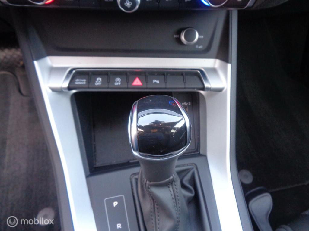 Audi Q3 sportback 35 tfsi pro line sportback business/s-line/automaat/ecc/s