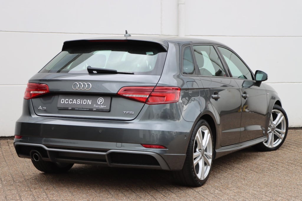 Audi A3 sportback 1.0 tfsi sport s line edition 115pk