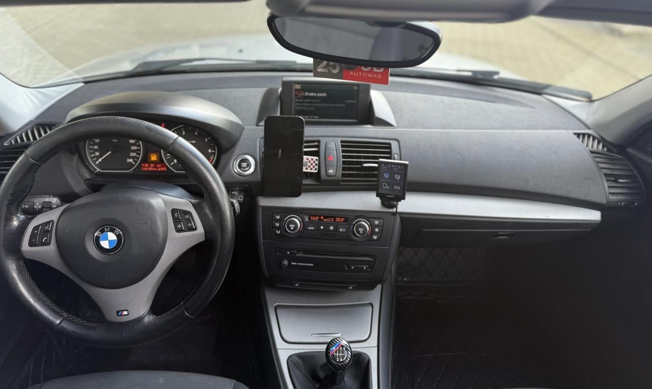 Bmw 1serie 116i zilver 5deurs pano fulloption (High-Executive)