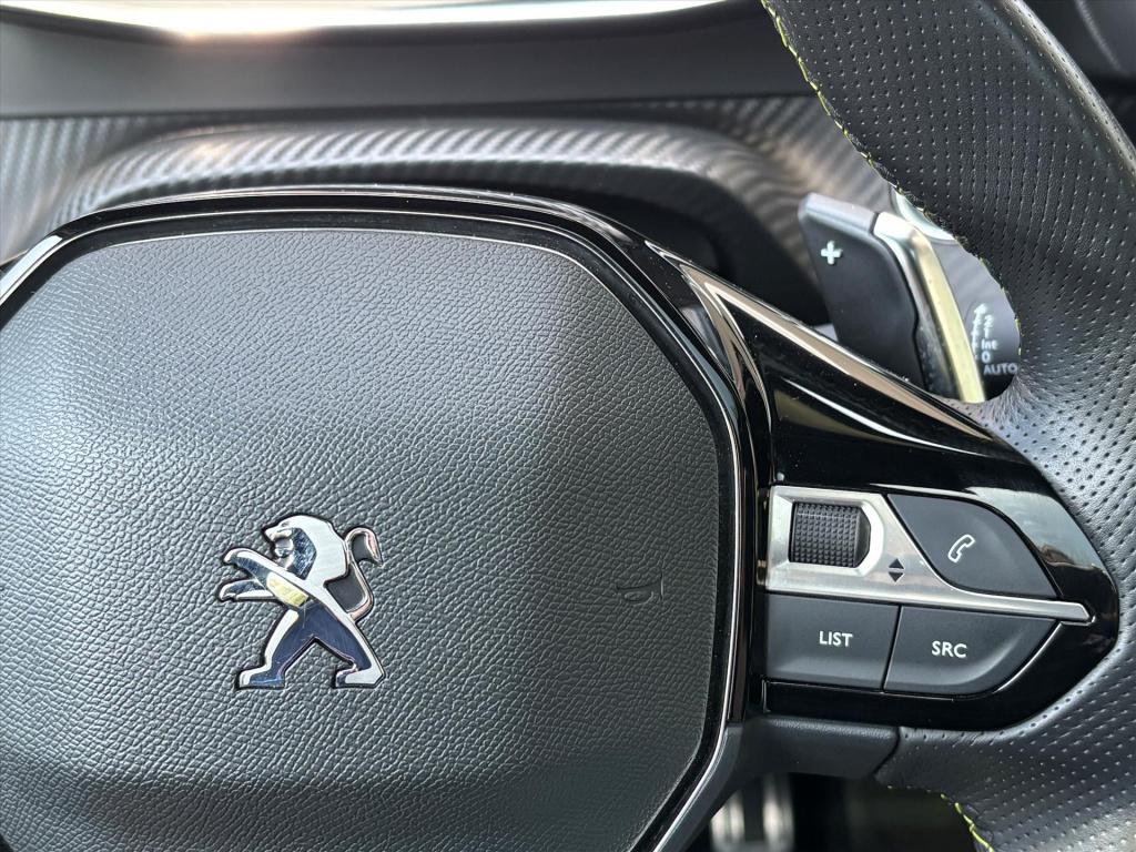 Peugeot 2008 1.2 puretech 130pk gt-line| carplay|camera|panodak|rijklaarpri