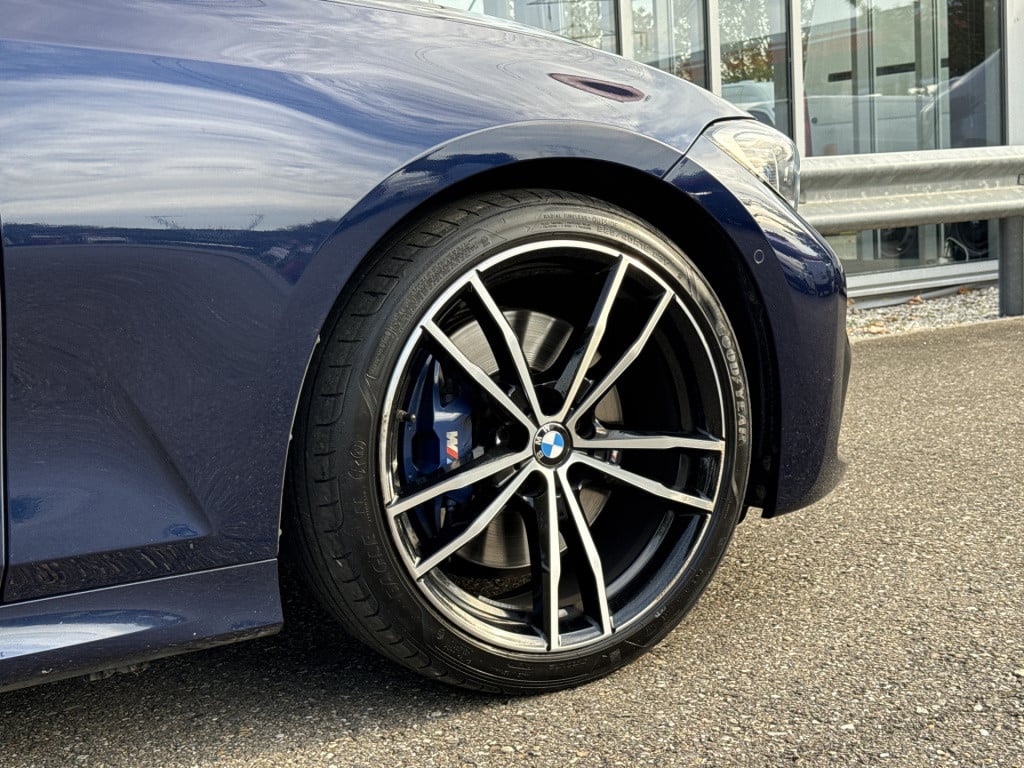 BMW 3-serie touring 330i high executive edition m-sport | nl-auto | 1e eig 