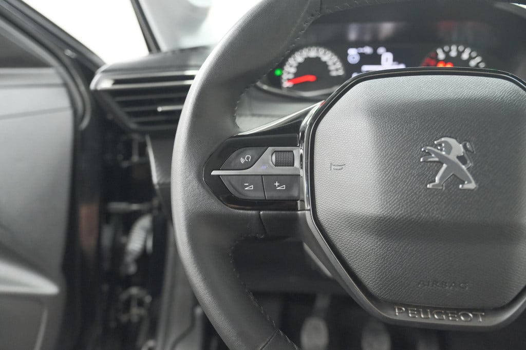 Peugeot 208 puretech 75 active | apple carplay | cruise control | airco