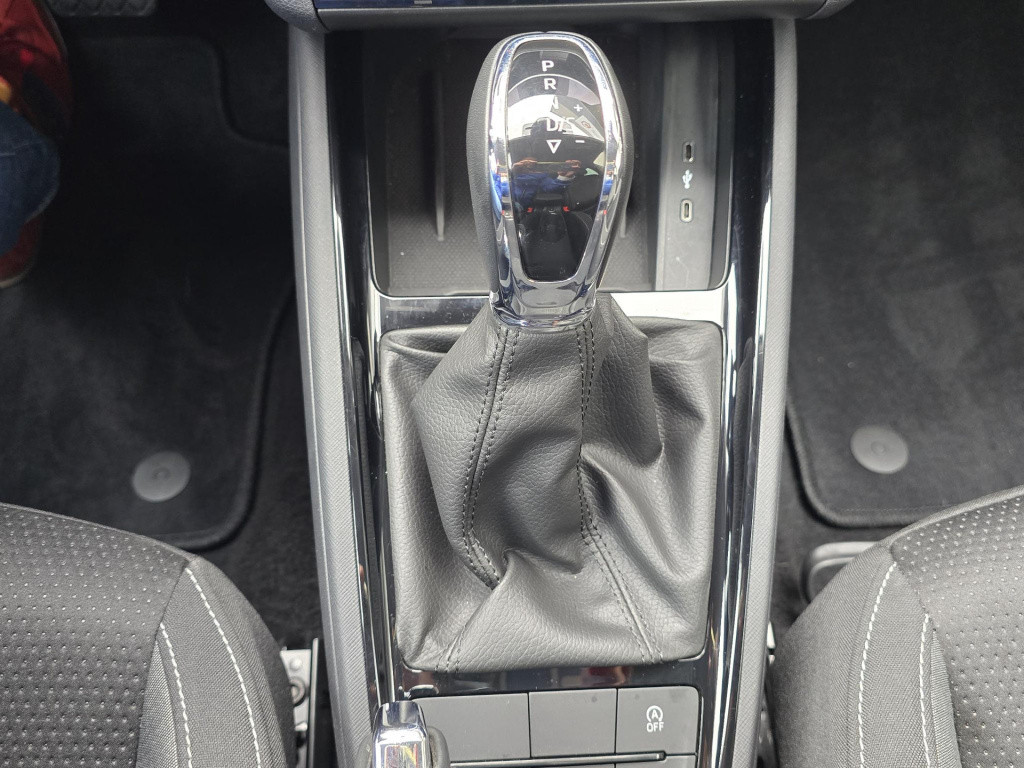 Skoda Kamiq 1.0 tsi selection virtual cockpit carplay navigatie pdc v+a sto