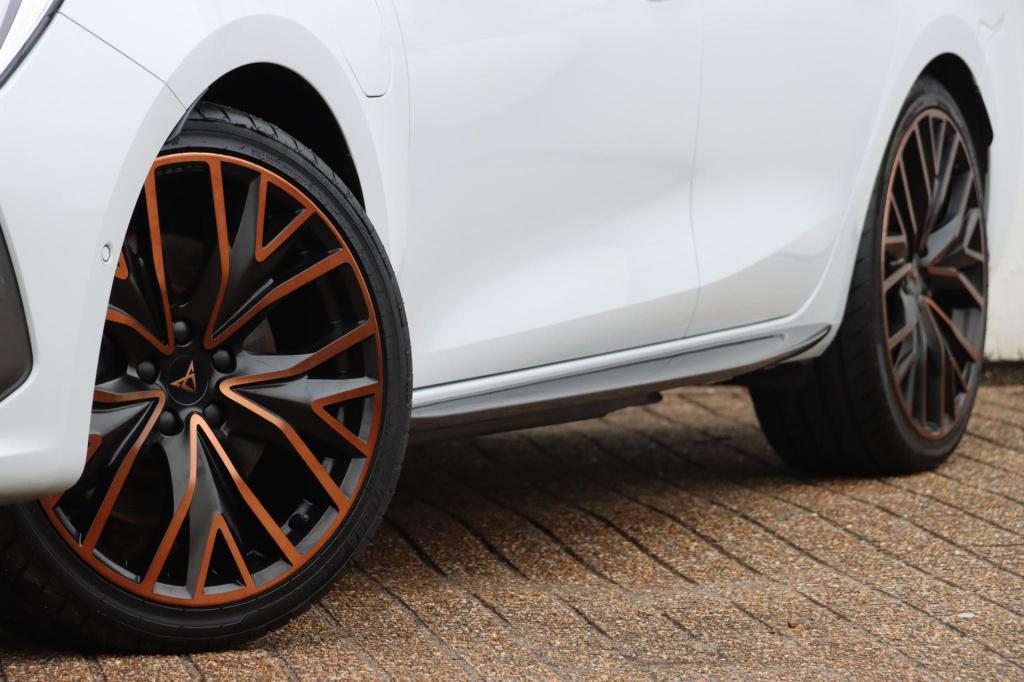 Cupra Leon Sportstourer 1.4 e-hybrid vz performance 245pk dsg6 | soh 91,9% 