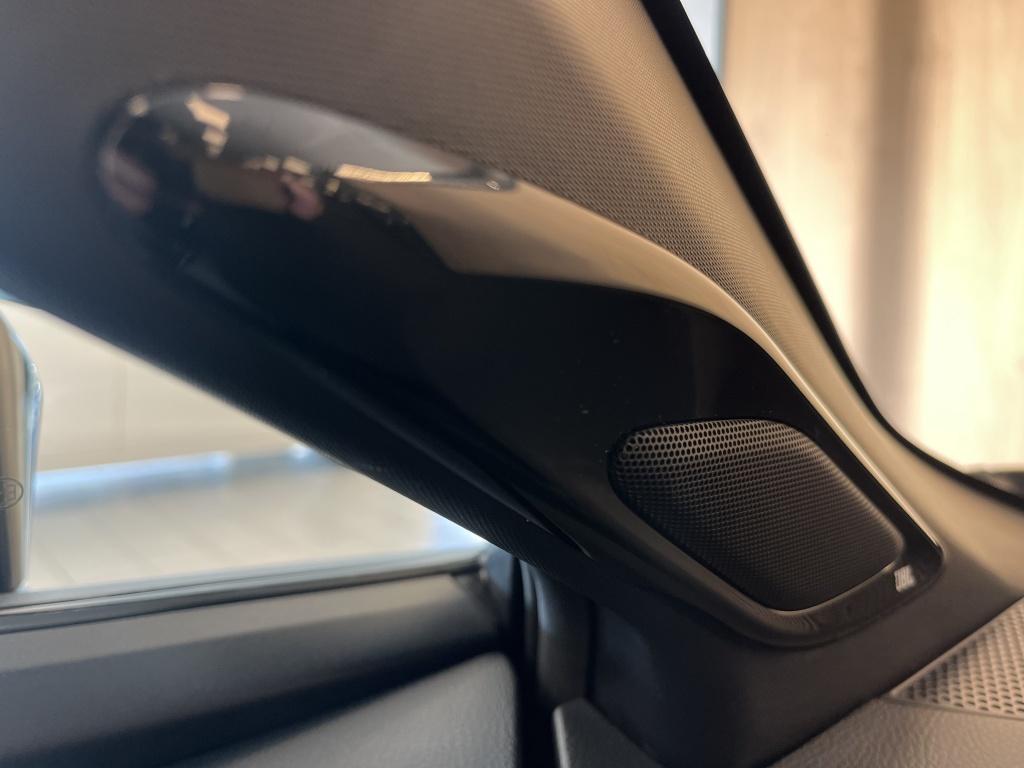 Toyota C-hr 2.0 hyb. first edition | trekhaak | lage km-stand |