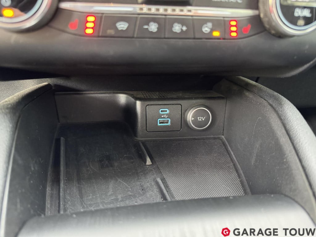 Ford Kuga 2.5 phev titanium