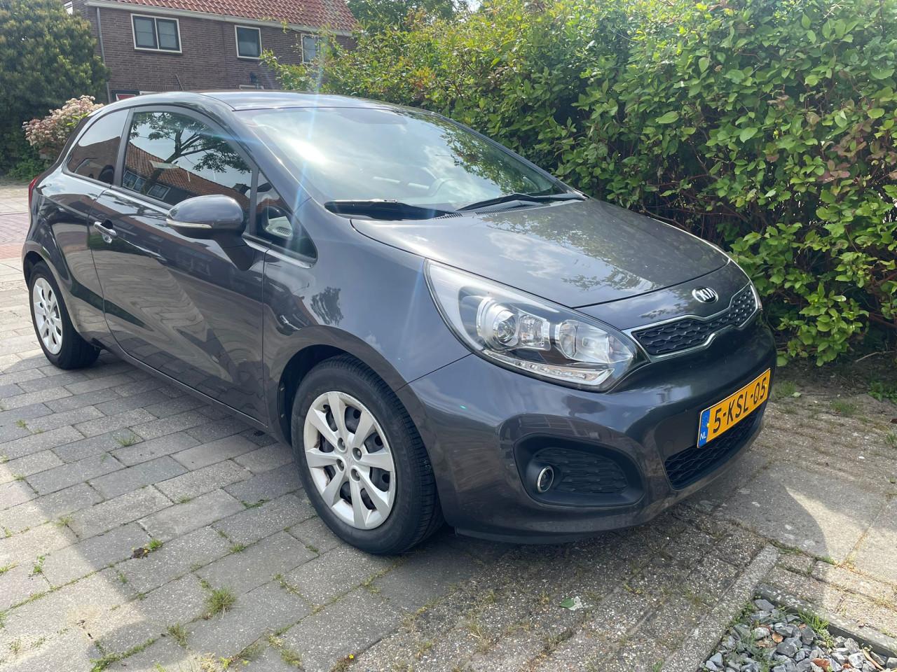 Kia rio 11100 km
