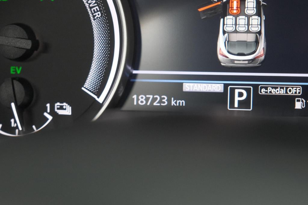 Nissan Juke 1.6 hybrid n-connecta | camera | stuurverwarming | stoelverwarm