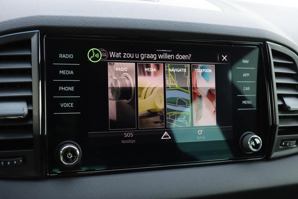 Skoda Karoq 1.5 tsi sportline business 150pk dsg7