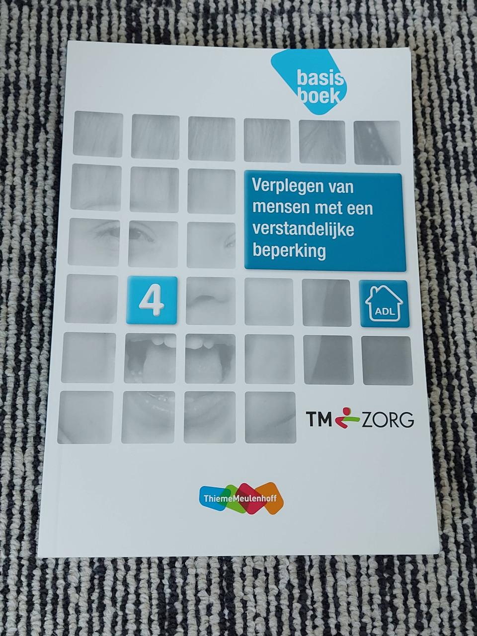 Boek: verplegen van mensen met een verstandelijke beperking