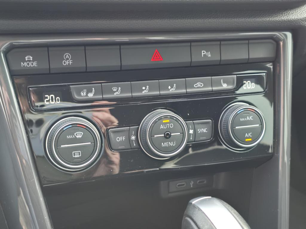 Volkswagen T-roc 1.5 tsi style business