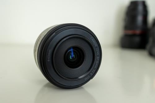 Canon RF 16 mm STM Ultra Groothoek lens