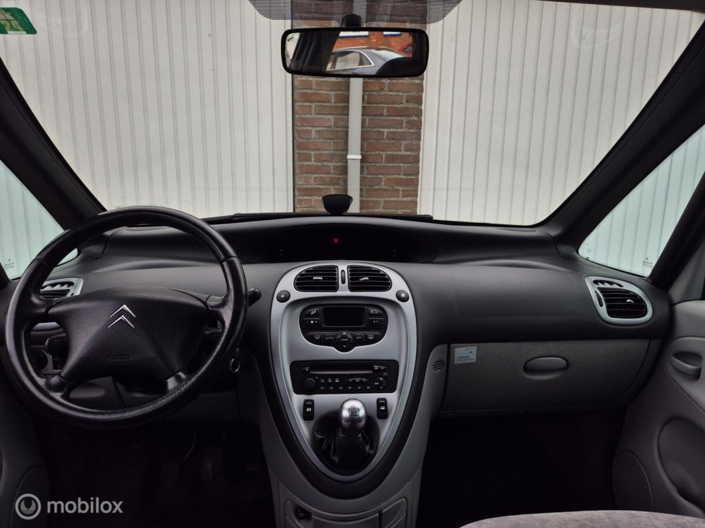 Citroen Xsara Picasso 1.6i-16v tweede eigenaar / airco/ trekhaak / cruiseco