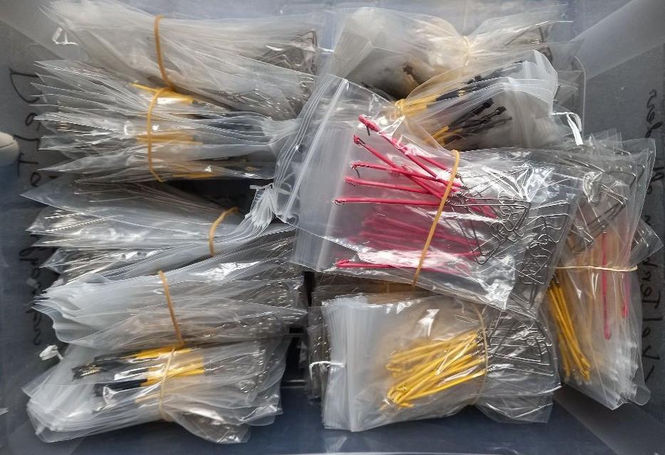 We hebben nog wat Delta afhouders voor de knutselaar.