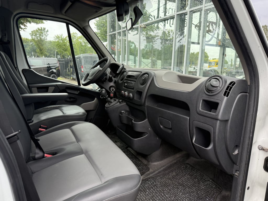 Renault Master t35 2.3 dci l2h2 | nl-auto | 1e eig | navi | cruisec. | trek