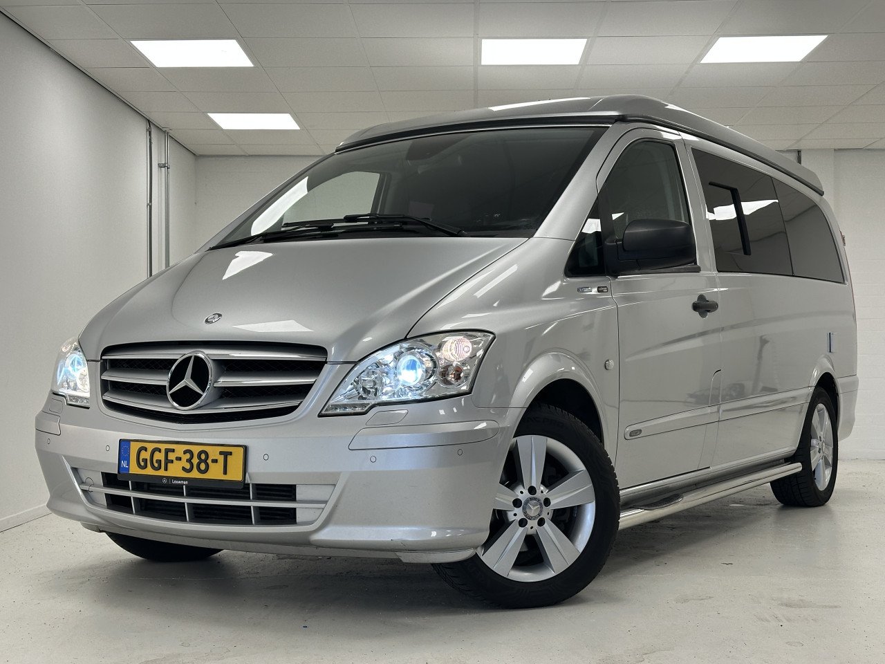 Mercedes Vito Camperbus 5 persoons 72.500km