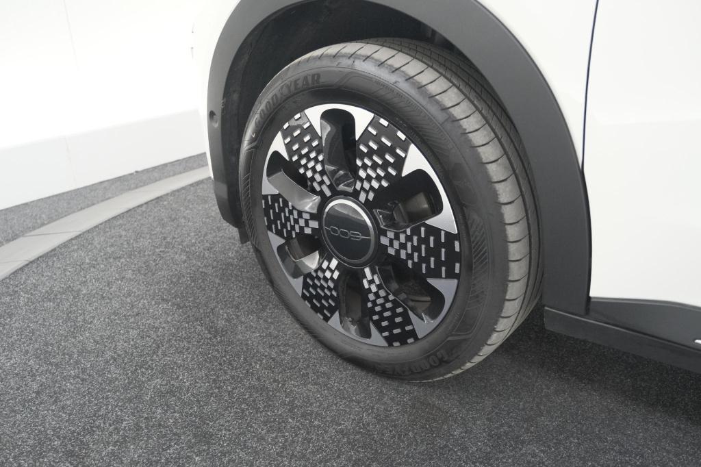 Fiat 600 1.2 hybrid 100 dct6 la prima | camera | adaptieve cruise control |