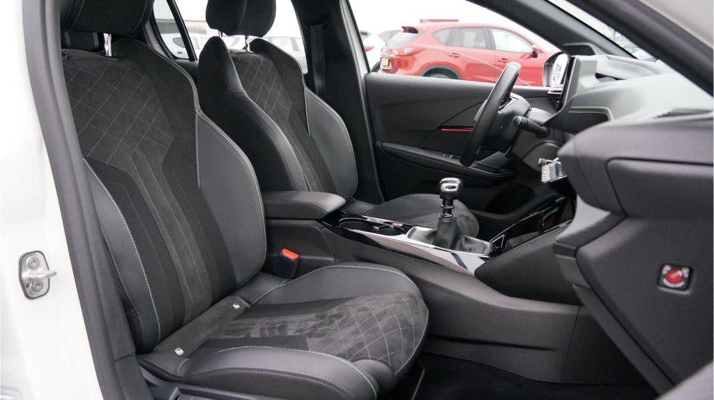 Peugeot 208 gt pack rijklaar incl garantie